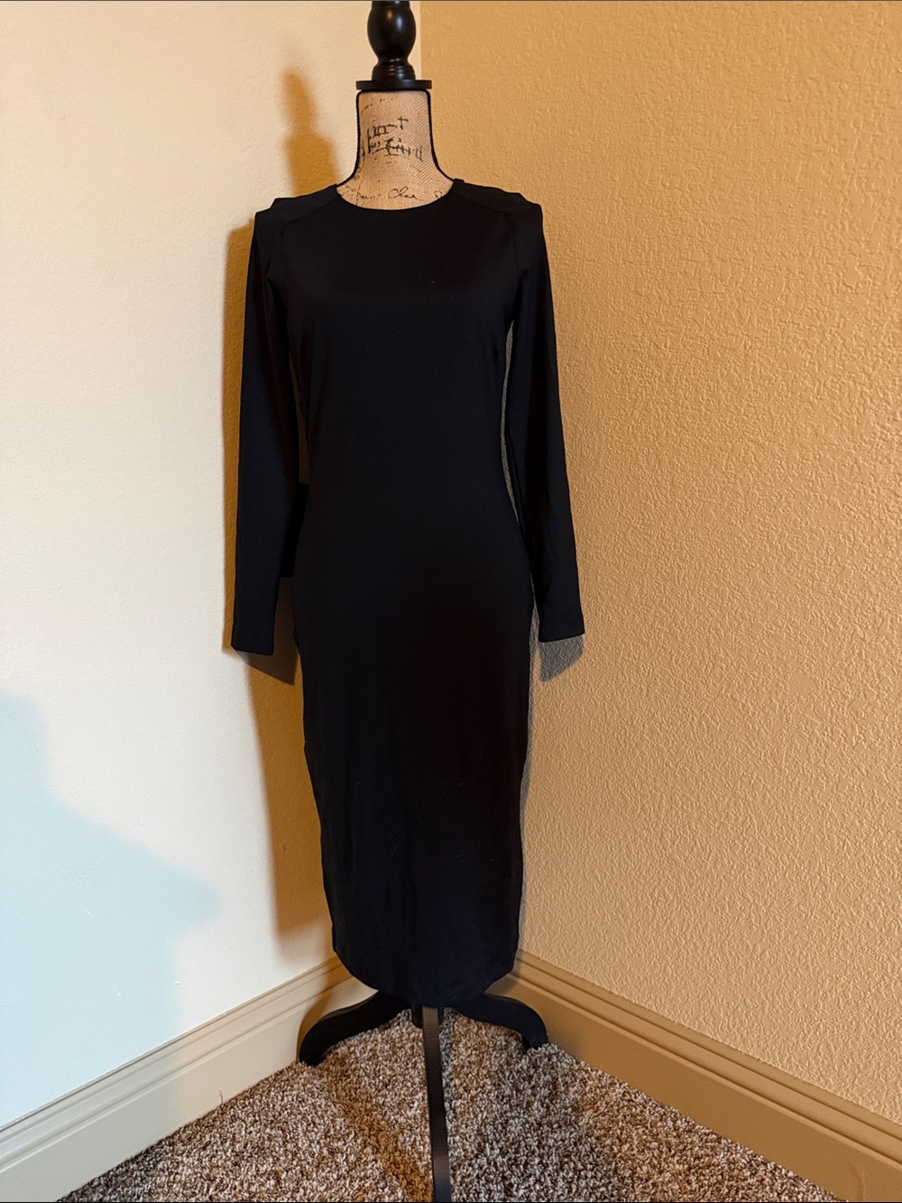 bebe Black Long-Sleeve Midi Dress